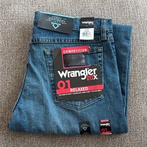 Wrangler Cody Johnson 20X  01  Men's Relaxed Jeans - NWT  32 X 32